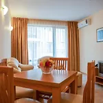 Tourist Complex Rose Village Hotel apartamentowy