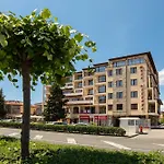 Tourist Complex Rose Village Апарт-готель Сонячний Берег