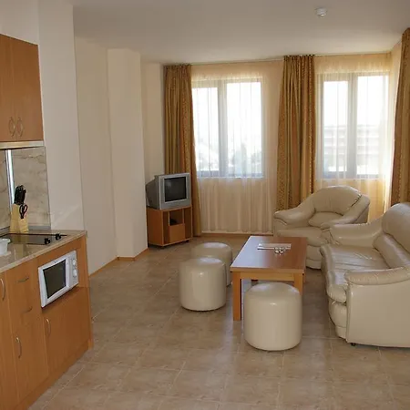 Aparthotel Tourist Complex Rose Village 2*