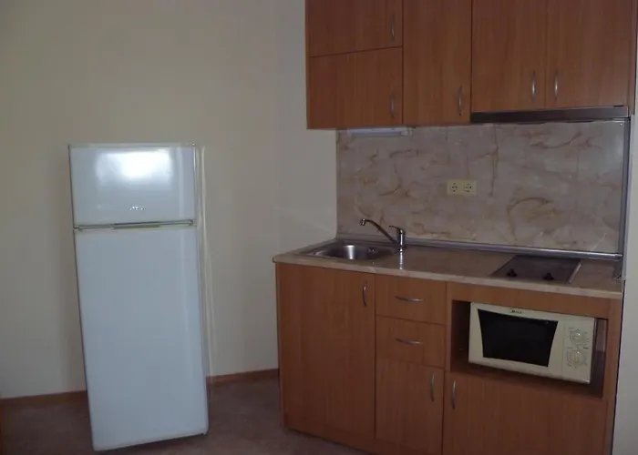 Tourist Complex Rose Village Апарт-готель 2*