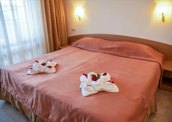 Апарт-готель Tourist Complex Rose Village