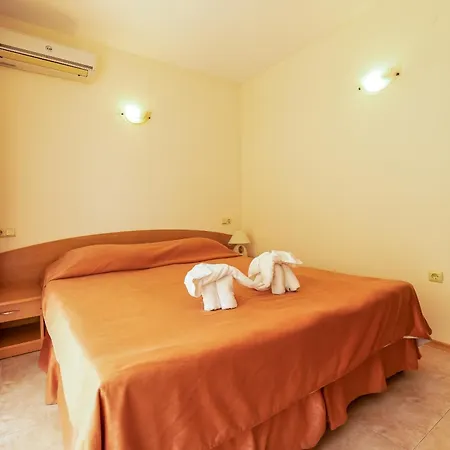 Tourist Complex Rose Village Ξενοδοχείο με διαμερίσματα Σάνι Μπιτς