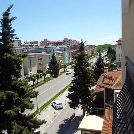 Ξενοδοχείο με διαμερίσματα Tourist Complex Rose Village 2*