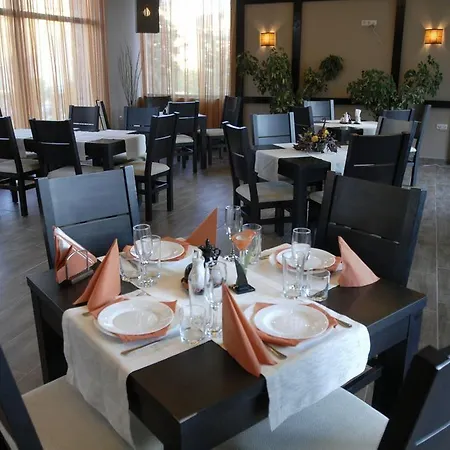 Tourist Complex Rose Village Hotel de apartamente