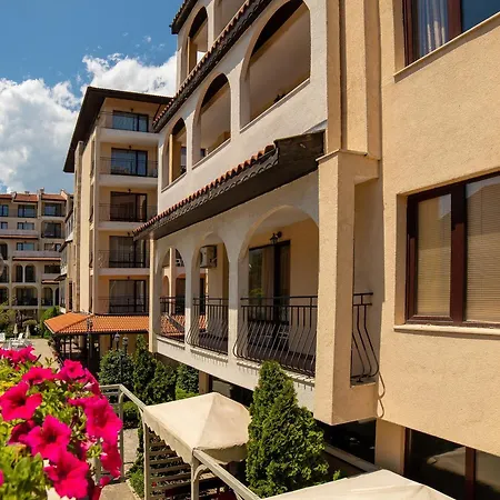 Апартхотел Tourist Complex Rose Village