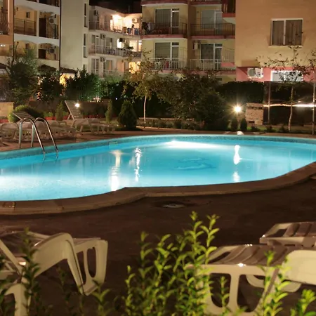 Tourist Complex Rose Village 3* 阳光海滩