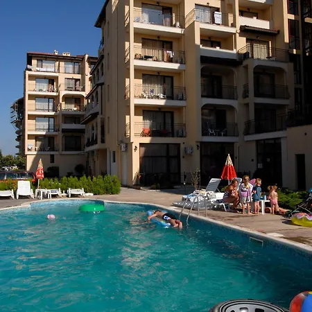 公寓式酒店 Tourist Complex Rose Village 3*