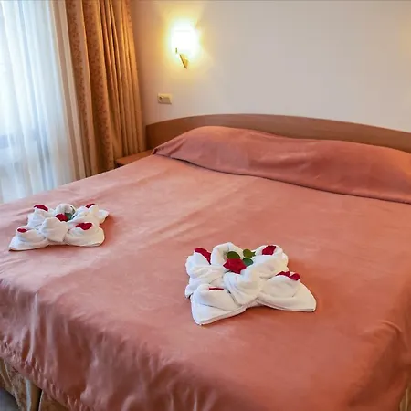 Апартхотел Tourist Complex Rose Village
