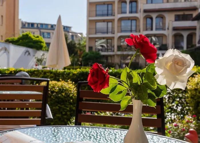 Apart Otel Tourist Complex Rose Village