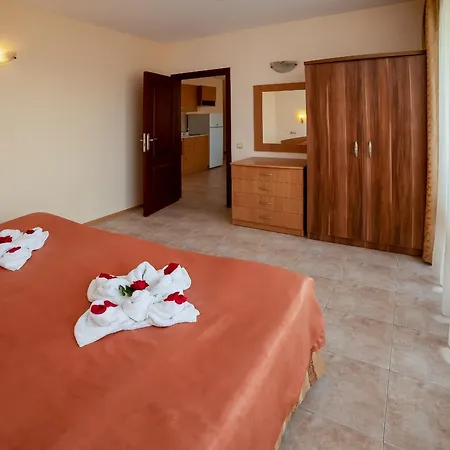 Tourist Complex Rose Village Σάνι Μπιτς