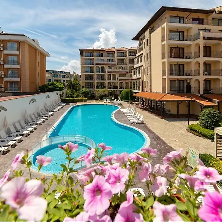 Tourist Complex Rose Village شقة فندقية ساني بيتش
